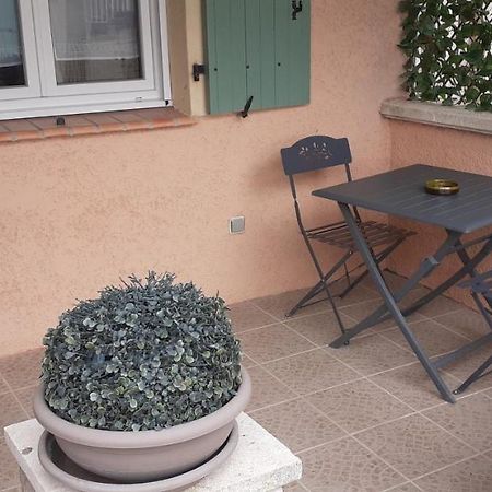 Maisonnette Au Pied De La Garrigue Βίλα Bernis Εξωτερικό φωτογραφία