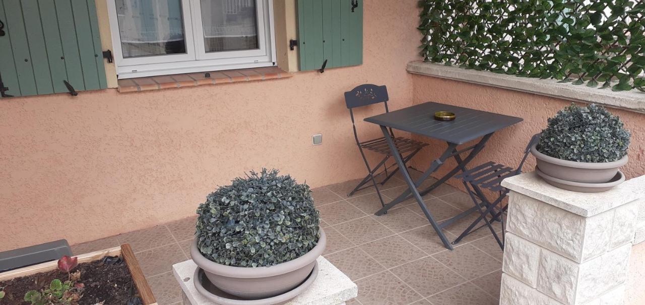 Maisonnette Au Pied De La Garrigue Βίλα Bernis Εξωτερικό φωτογραφία